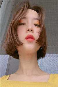 惨死后，医妃重生提剑杀疯娘家苏歆儿萧燃结局+番外