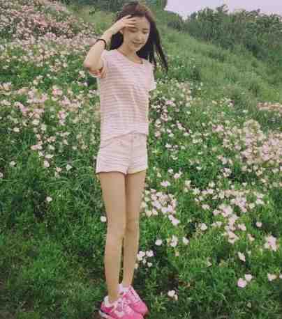 重生后，蛇蝎美人她被哥哥掐腰宠精彩