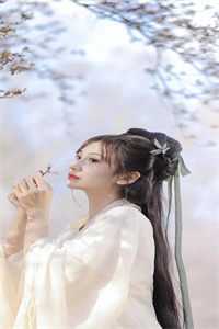 畅读佳作救命,钱怎么越花越多?明媚小说免费阅读