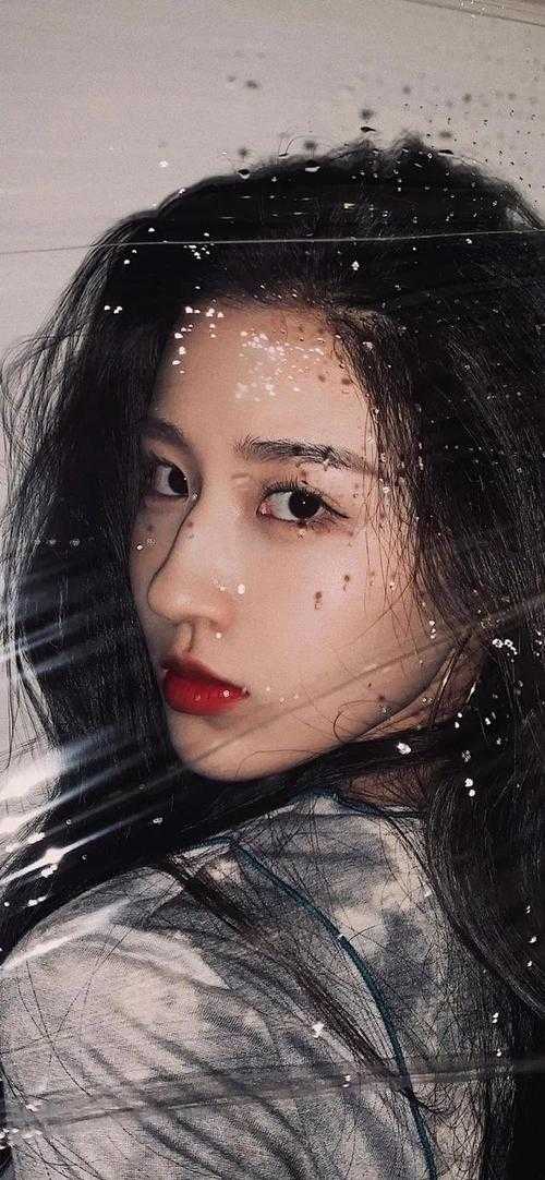 嫂嫂是个小白花？完了，我就爱这款姜月瑶凌骁大结局