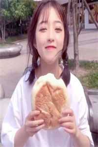 和女友回乡下后，他仕途圆满爽文