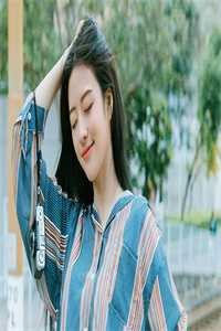 完整篇章女配觉醒：她成了第一女首富