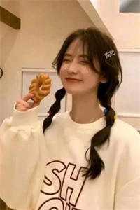 女配觉醒：她成了第一女首富